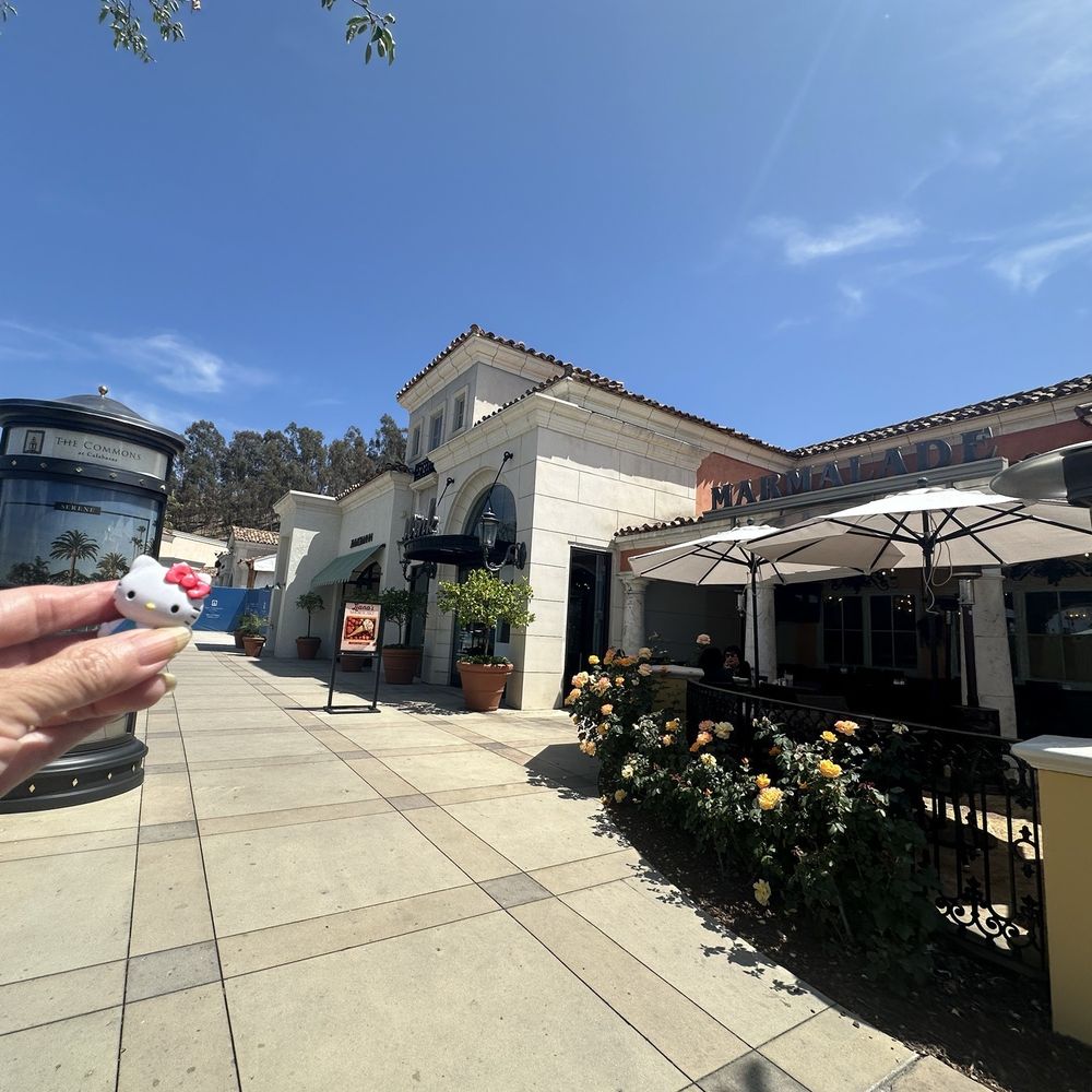 The Commons At Calabasas - Shopping Centers Near Me - Calabasas, California