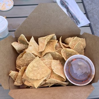 El Jefe Tacos - Chips and Salsa - Mexican Near Me - Tempe, Arizona