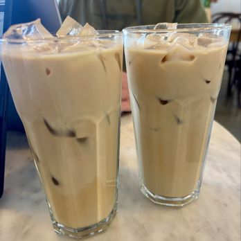 The Yellow Table Café - Iced lattes - Cafes Near Me - Nashville, Tennessee