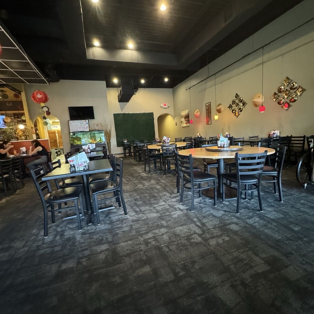 Asian Cafe Bar & Grill - Seating - Vietnamese Near Me - O'Fallon, Missouri