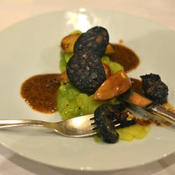 Zum Rössl - Zum Rössl | gebackene Blutwurst mit Wasabi-Kartoffelsalat