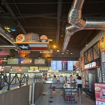 Portillo's - Customer service - Salad Near Me - Grand Prairie, Texas Portillo's - Customer service - Salad Near Me - Grand Prairie, Texas