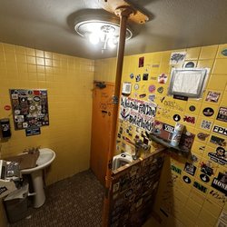 Westside Bowl - The bathroom is clean. This is in a bar/ bowling alley?!? Yep!