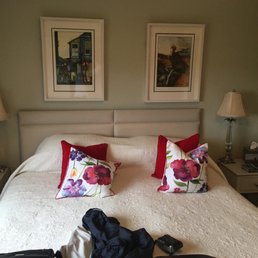 Room 3, king bed castle views Room 3, king bed castle views