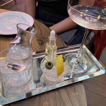 Blondette - Rand Tower Martini with accoutrements - Venues & Event Spaces Near Me - Minneapolis, Minnesota