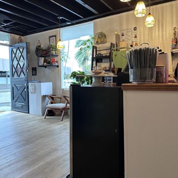 Comal Coffee - Counter - Coffee Roasteries Near Me - Stockton, California Comal Coffee - Counter - Coffee Roasteries Near Me - Stockton, California