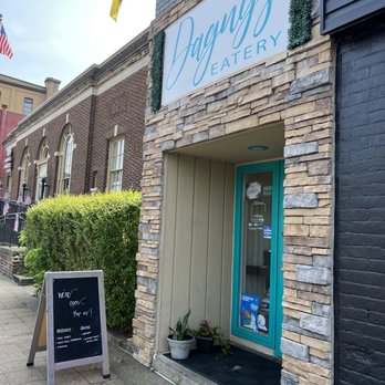 Dagny's Eatery - Outside - Breakfast & Brunch Near Me - Carnegie, Pennsylvania