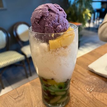 Avenida Restaurant - Milky Ice Halo Halo - Filipino Near Me - San Mateo, California