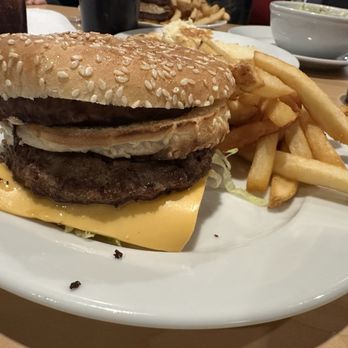 Big Boy - Big Boy - Breakfast & Brunch Near Me - Fraser, Michigan