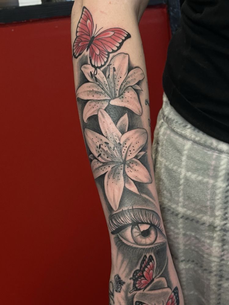 City of Trees Tattoo Parlor Logo