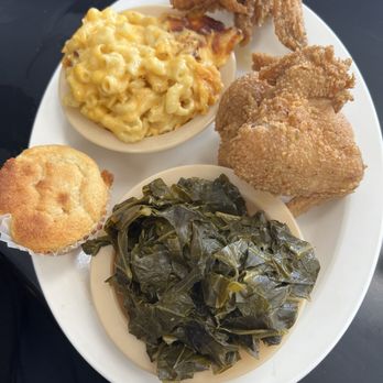 April's Place - 3 Whole Wings Mac N Cheese Collards - Soul Food Near Me - Douglasville, Georgia April's Place - 3 Whole Wings Mac N Cheese Collards - Soul Food Near Me - Douglasville, Georgia