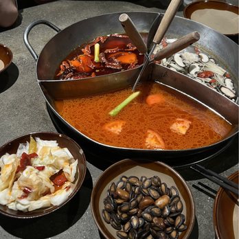 Chong Qing Lao Zao - 3 broths (mild spicy, tomato, mushroom) - Hot Pot Near Me - Flushing, New York