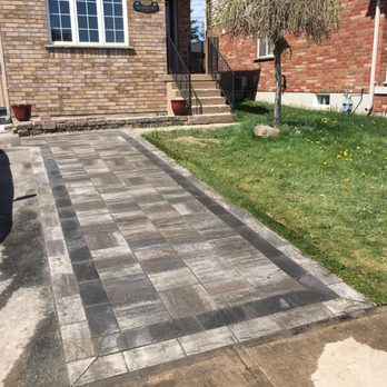 Prestige Landscapes - a driveway with a paver pattern - Landscaping Near Me Prestige Landscapes - a driveway with a paver pattern - Landscaping Near Me