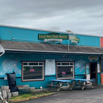 Luna Sea Fish House - Fish & Chips Near Me - Yachats, Oregon