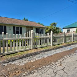 Buffalo Valley Fence & Decks - Concave Picket Fence