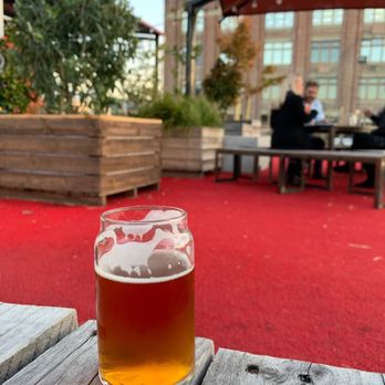 Hobart Brewing Company - Breweries Near Me - Hobart, TAS