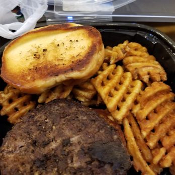 Honest Abe's Tap & Grill - Overcooked plain burger ans cold greasy fries after a 35 minute wait. - American Near Me - Morris, Illinois Honest Abe's Tap & Grill - Overcooked plain burger ans cold greasy fries after a 35 minute wait. - American Near Me - Morris, Illinois