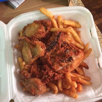 Paradise Pizza and Grill - Ordered 6-30. Chicken pieces are SO SMAL. - American Near Me - Southington, Connecticut