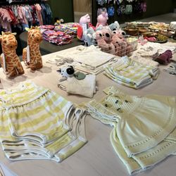 Wild Plains - Clothing & accessories