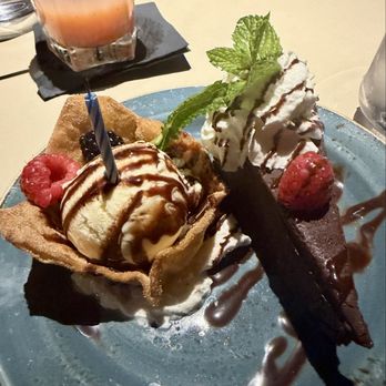 Javiers - chocolate dessert - New Mexican Cuisine Near Me - Pasadena, California