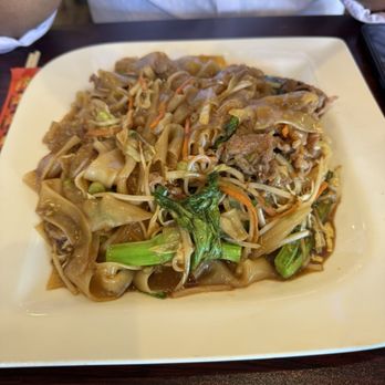 Saigon Bistro - Vietnamese Near Me - Seguin, Texas Saigon Bistro - Vietnamese Near Me - Seguin, Texas