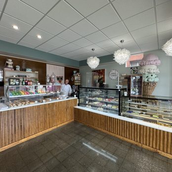 LA PATISSERIE FRANCAISE LOUISVILLE - Updated August 2025