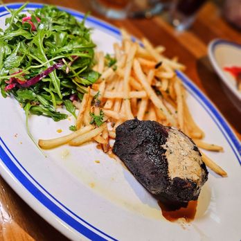 Hudson House - Steak fritas - Bars Near Me - Fort Worth, Texas Hudson House - Steak fritas - Bars Near Me - Fort Worth, Texas