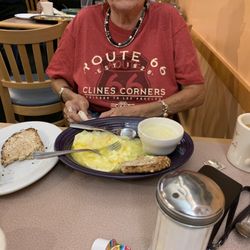 Tesoros De La Tierra - Best breakfast we had in Santa Fe.   Great wait experience with hand held devices that call you when your table is ready.