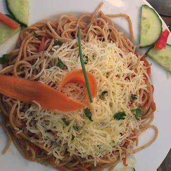 Le Grenier de Notre-Dame - Spaghetti au gigembres, carottes, et fromage. - Vegetarian Near Me - Paris, 75