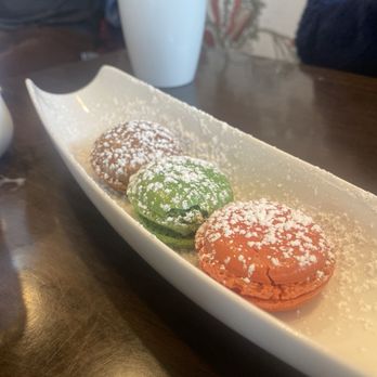 Cafe Le Reve - Delicious macarons (gluten free) - Breakfast & Brunch Near Me - Riverside, California