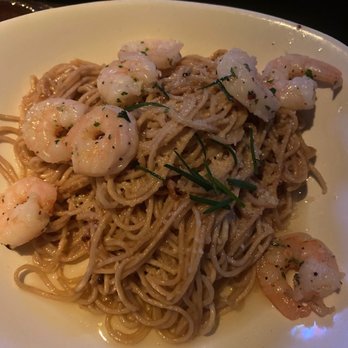 Yard House - Shiitake Garlic Noodles - New American Near Me - Dallas, Texas Yard House - Shiitake Garlic Noodles - New American Near Me - Dallas, Texas