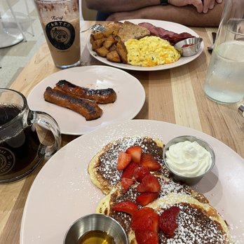 Cafe Lift - Breakfast & Brunch Near Me - Haddonfield, New Jersey