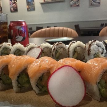 Hikari Sushi - Salmon lover roll - Japanese Near Me - Diamond Bar, California Hikari Sushi - Salmon lover roll - Japanese Near Me - Diamond Bar, California
