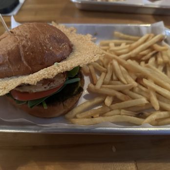 Commonwealth - Pesto Parmesan Sandwich - Beer Bar Near Me - Modesto, California