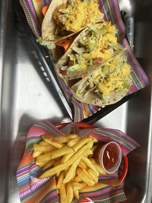 Magilla's Grill and Lounge by null