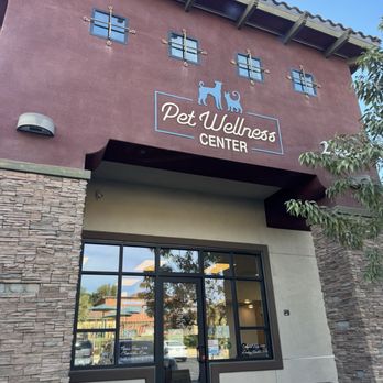 Pet Wellness Center - Exterior - Veterinarians Near Me - Murrieta, California Pet Wellness Center - Exterior - Veterinarians Near Me - Murrieta, California