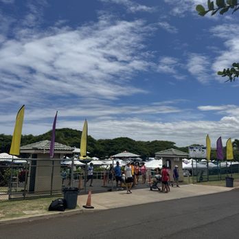 Maui Swap Meet - Farmers Market Near Me - Kahului, Hawaii