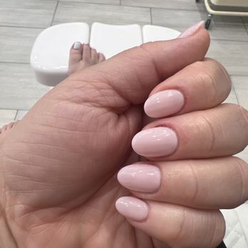Y2K Nails - Perfect short nails - Nail Technicians Near Me - Pasadena, California