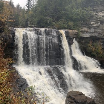 Blackwater Falls State Park - Main falls - Parks Near Me - Davis, West Virginia Blackwater Falls State Park - Main falls - Parks Near Me - Davis, West Virginia