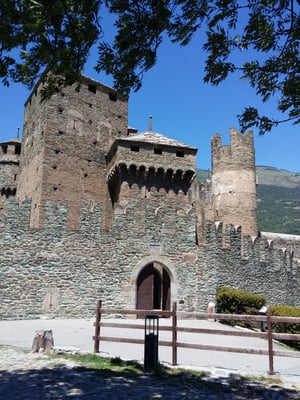 Castello di Fénis by null