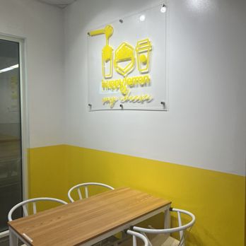 Happy Lemon - Inside Happy Lemon - Bubble Tea Near Me - Alhambra, California