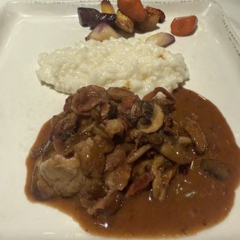 Carmine's - Sweetbreads - Italian Near Me - Bellevue, Washington