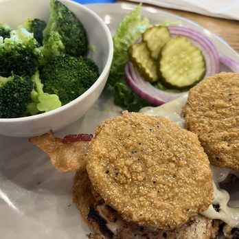 Millstone Restaurant & Country Store - Fried tomatoes around grilled chicken - American Near Me - Dandridge, Tennessee