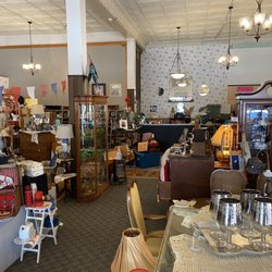 Blue Rooster Antiques - Inside Store