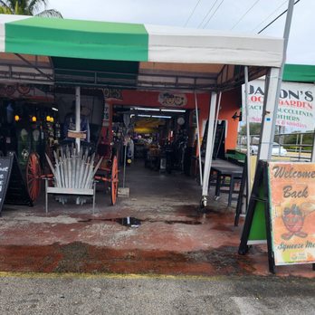 Bob Roth's New River Groves - Fruits & Veggies Near Me - Davie, Florida