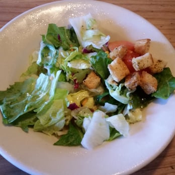 Pappy's Cafe - Dinner salad with honey vinaigrette dressing - American Near Me - Houston, Texas