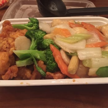China King - Shrimp & Chicken Delight - Chinese Near Me - Des Peres, Missouri