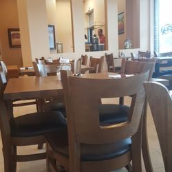 Jenin Village Restaurant - Clean and new