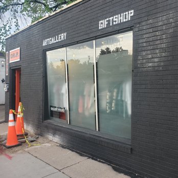 The Drop Shop - Facade - Art Galleries Near Me - Englewood, Colorado