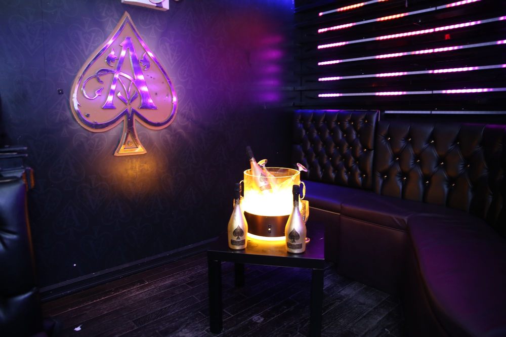 PLAYROOM NYC Updated October 2024 33 Photos & 23 Reviews 3964